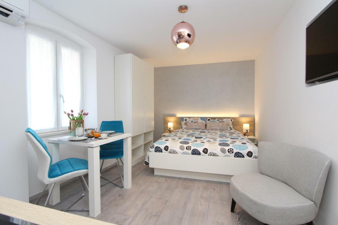 Studio Apartment Kris Rovinj Ngoại thất bức ảnh